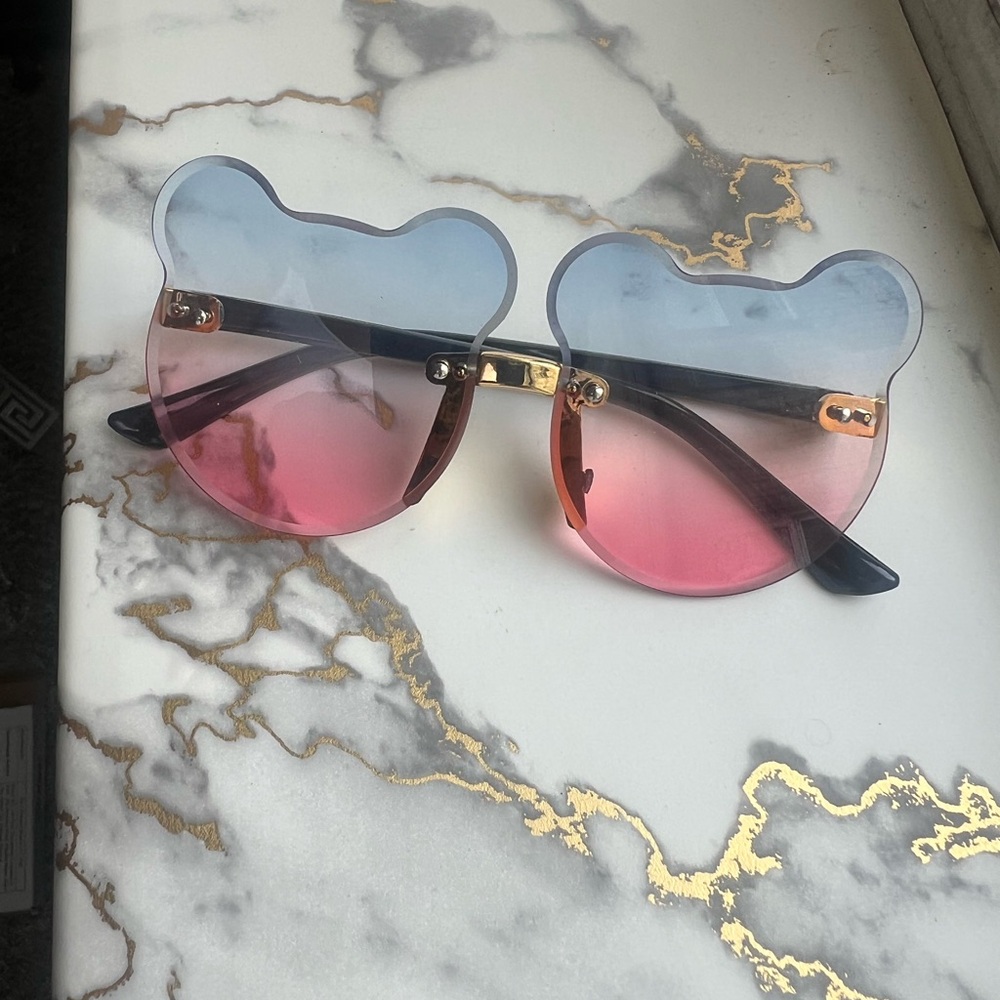 Bear-Shaped Gradient Sunglasses